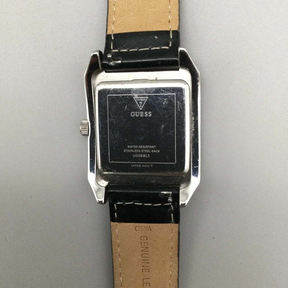 Guess Waterpro Womens Watch 34mm Silver Tone Square Dial Crystals New Battery